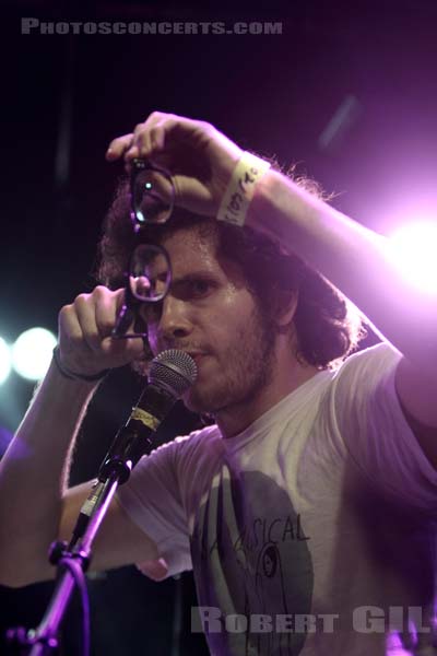 MY AWESOME MIXTAPE - 2010-09-25 - PARIS - La Fleche d'Or - 